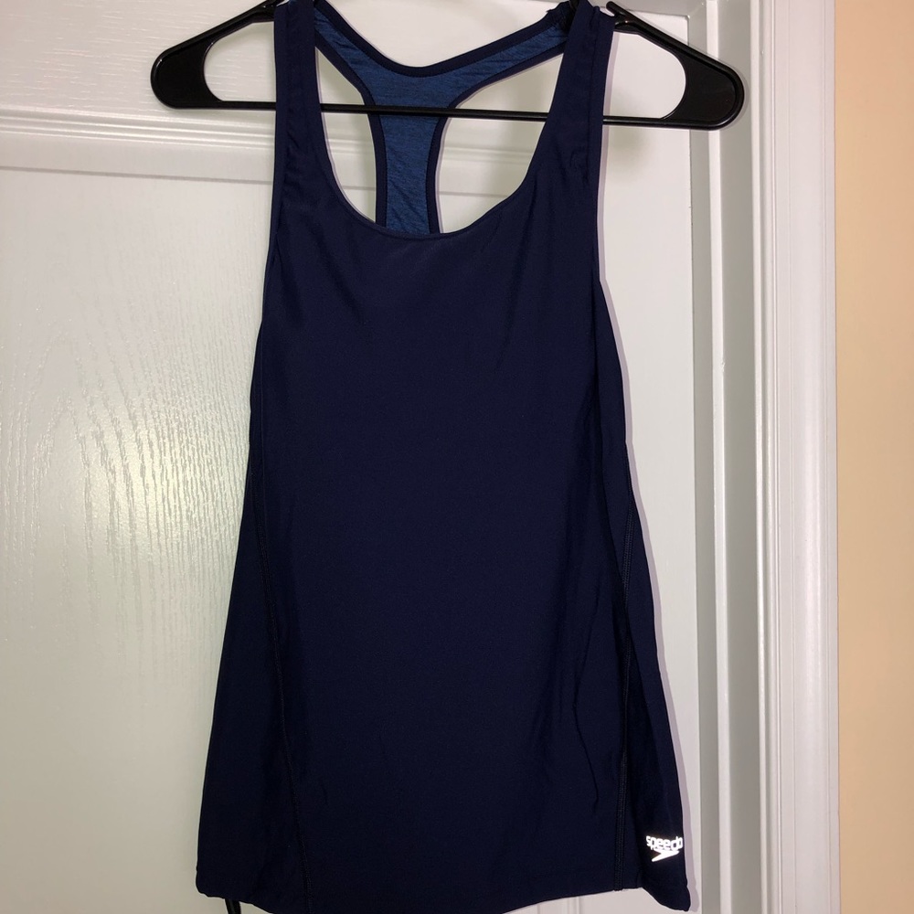 Speedo Gym/Pool Tank - Picture 3 of 3